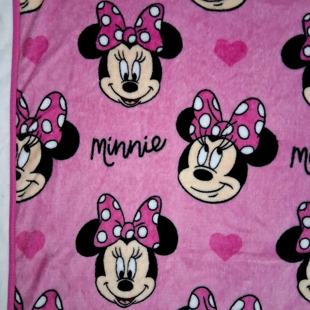 Disney Minnie Mouse Face Pink‎ Fleece Throw Blanket Baby Toddler Thin Bow Heart